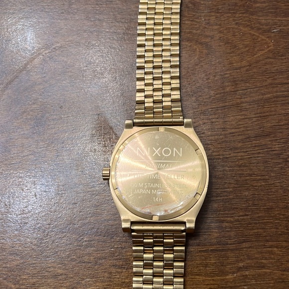 Nixon gold time teller watch. New battery! - Picture 3 of 3